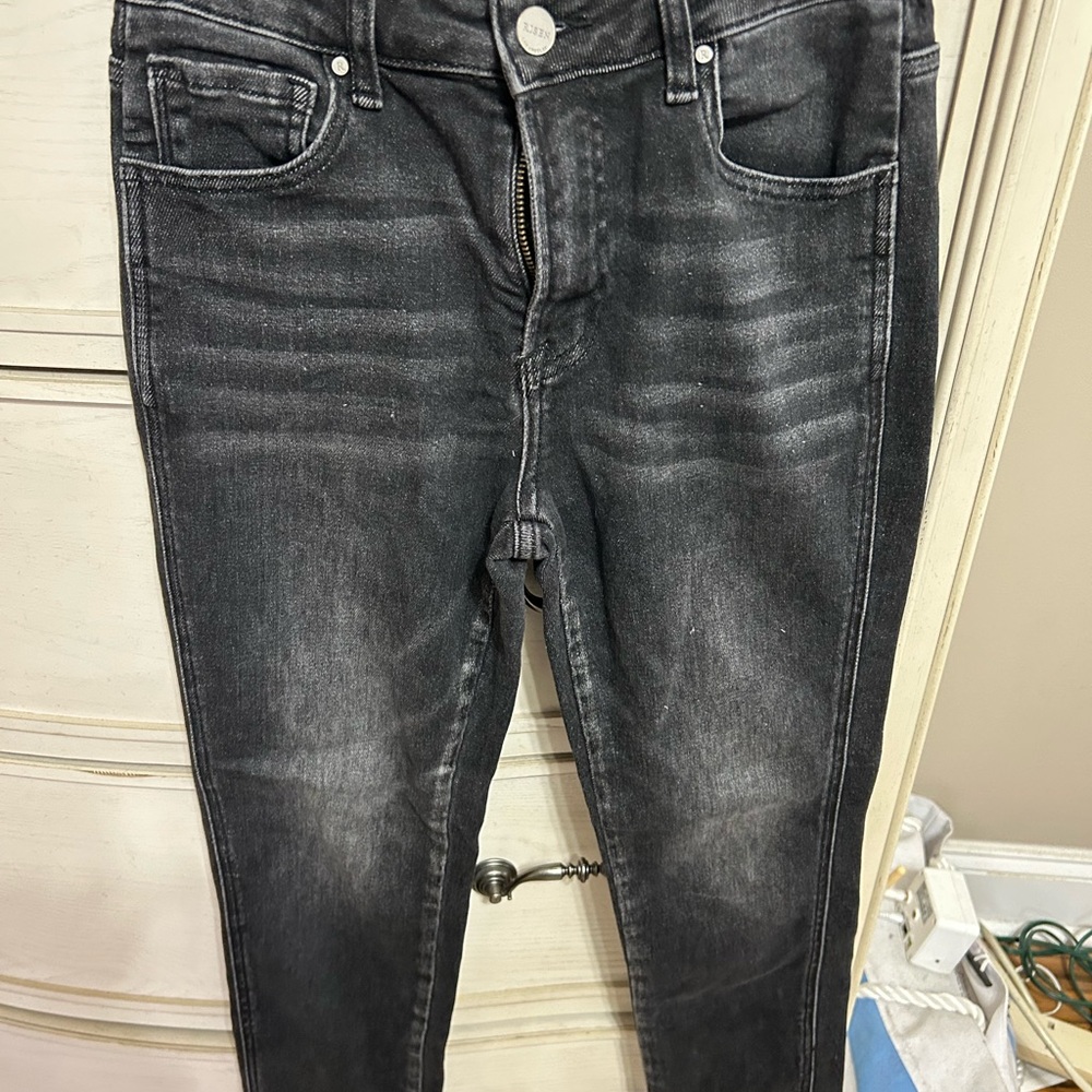 Risen Women’s Black Denim Jeans Size 5/27
